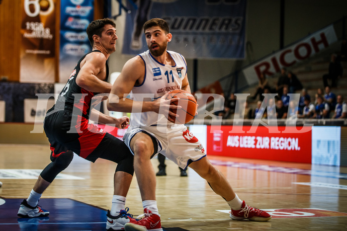 Basketball, bet-at-home Basketball Superliga 2021/22, Grunddurchgang Runde 4, Oberwart Gunners, BC GGMT Vienna, Ioannis Chatzinikolas (11)