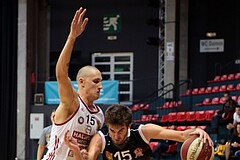 Basketball ABL 2016/17 Grunddurchgang 3. Runde  BC Vienna vs Traiskirchen Lions
Im Bild: Aleksandar Andjelkovic (15),  Martin Trmal (15)

