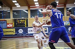 Basketball, Admiral Basketball Superliga 2019/20, Grunddurchgang 7.Runde, Traiskirchen Lions, D.C. Timberwolves, Jan Razdevsek (4)
