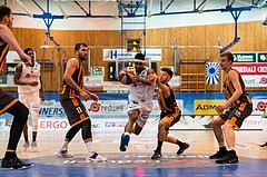 Basketball, ABL 2016/17, Grunddurchgang 22.Runde, Oberwart Gunners, Klosterneuburg Dukes, Derek Jackson Jr. (6), Nemanja Zdravkovic (15)