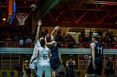 Basketball, 2.Bundesliga, Grunddurchgang 11.Runde, BBC Nord Dragonz, UDW Alligators, Lukas Knor (21)
