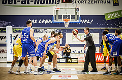 Basketball, bet-at-home Basketball Superliga 2019/20, Viertelfinale 2. Spiel, SKN St. Pölten Basketball, Oberwart Gunners, Jumpball