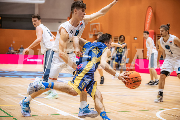 Basketball, Win2Day Superliga 2022/23, Grunddurchgang 2.Runde, Vienna D.C. Timberwolves, UBSC Raiffeisen Graz, Jakob Lohr (12), Paul Isbetcherian (9)