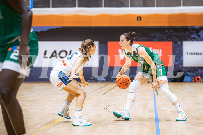 Basketball, Win2Day Basketball Damen Superliga 2022/23, Grunddurchgang 6.Runde, Vienna D.C. Timberwolves, UBI Holding Graz, Zoe Sonvilla (45), Simone Schwarzinger (7)
