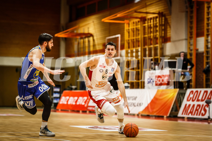 Basketball, Basketball Austria, Cup Final Four 2021/22 
Halbfinale 2, BC Vienna, Gmunden Swans, Bogic Vujosevic (5)
