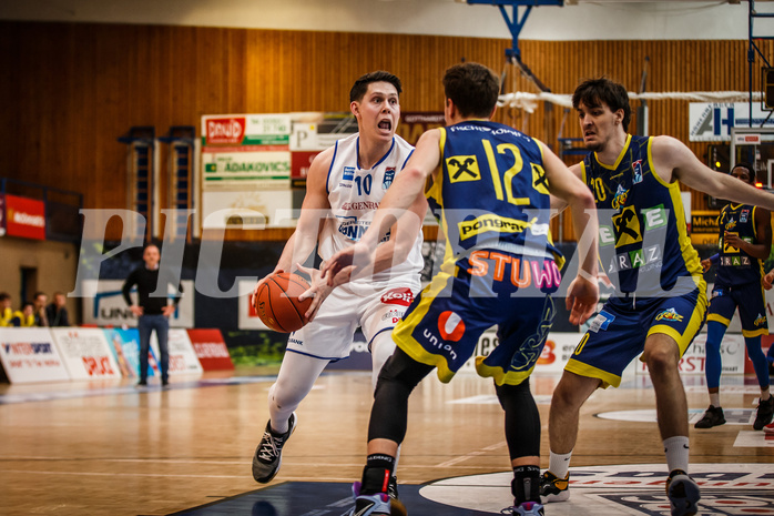 Basketball, bet-at-home Basketball Superliga 2021/22, Platzierungsrunde Spiel 8, Oberwart Gunners, UBSC Graz, Tyler Creammer (10)