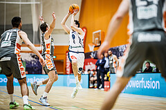 Basketball, Win2Day Superliga 2023/24, Grunddurchgang 14.Runde, Vienna Timberwolves, Klosterneuburg Dukes, Paul Rotter (6)