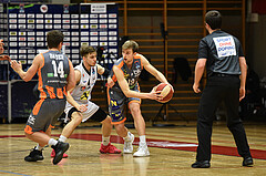 Basketball Superliga 2020/21, Grunddurchgang 18. Runde Flyers Wels vs. Klosterneuburg Dukes, Jan Raszdevsek (4), Jurica Blazevic (19),