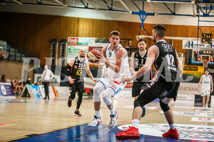 Basketball, bet-at-home Basketball Superliga 2020/21, Platzierungsrunde, 5. Runde, Oberwart Gunners, Flyers Wels, Edi Patekar (9)