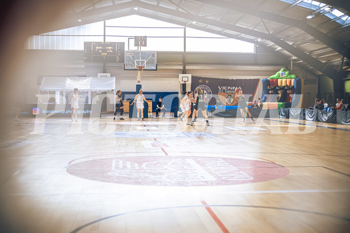 Basketball Basketball Damen Superliga 2021/22, Grunddurchgang 4.Runde Vienna D.C. Timberwolves vs. Basket Flames
