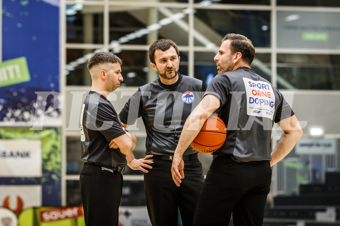 Basketball, bet-at-home Basketball Superliga 2021/22, Platzierungsrunde 9.Runde, SKN St. Pölten Basketball, Oberwart Gunners, #featured Referees