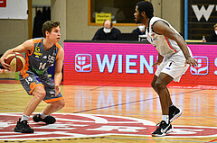 Basketball Superliga 2020/21, Grunddurchgang 18. Runde Flyers Wels vs. Klosterneuburg Dukes, Valentin Bauer (14), Austen Awosika (1)