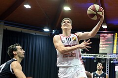 Basketball ABL 2016/17 Grunddurchgang 3. Runde  BC Vienna vs Traiskirchen Lions
Im Bild: Sebastian Koch (10), Fabricio Vay (11) 


